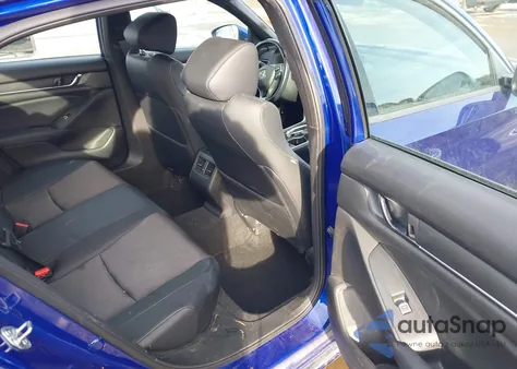 2018 Honda Accord Sport 2.0T z USA, uszkodzony, nr VIN 1HGCV2F3XJA021480